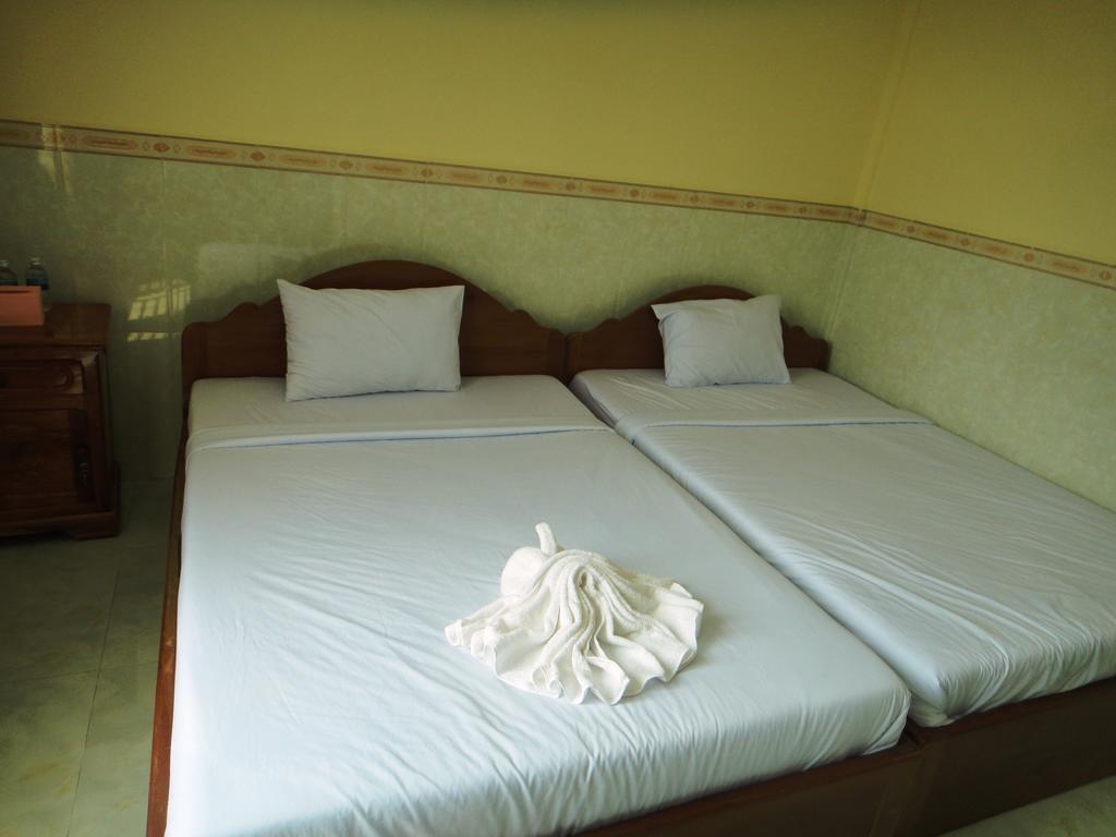 Borey Vatanac Guesthouse 贡布 外观 照片