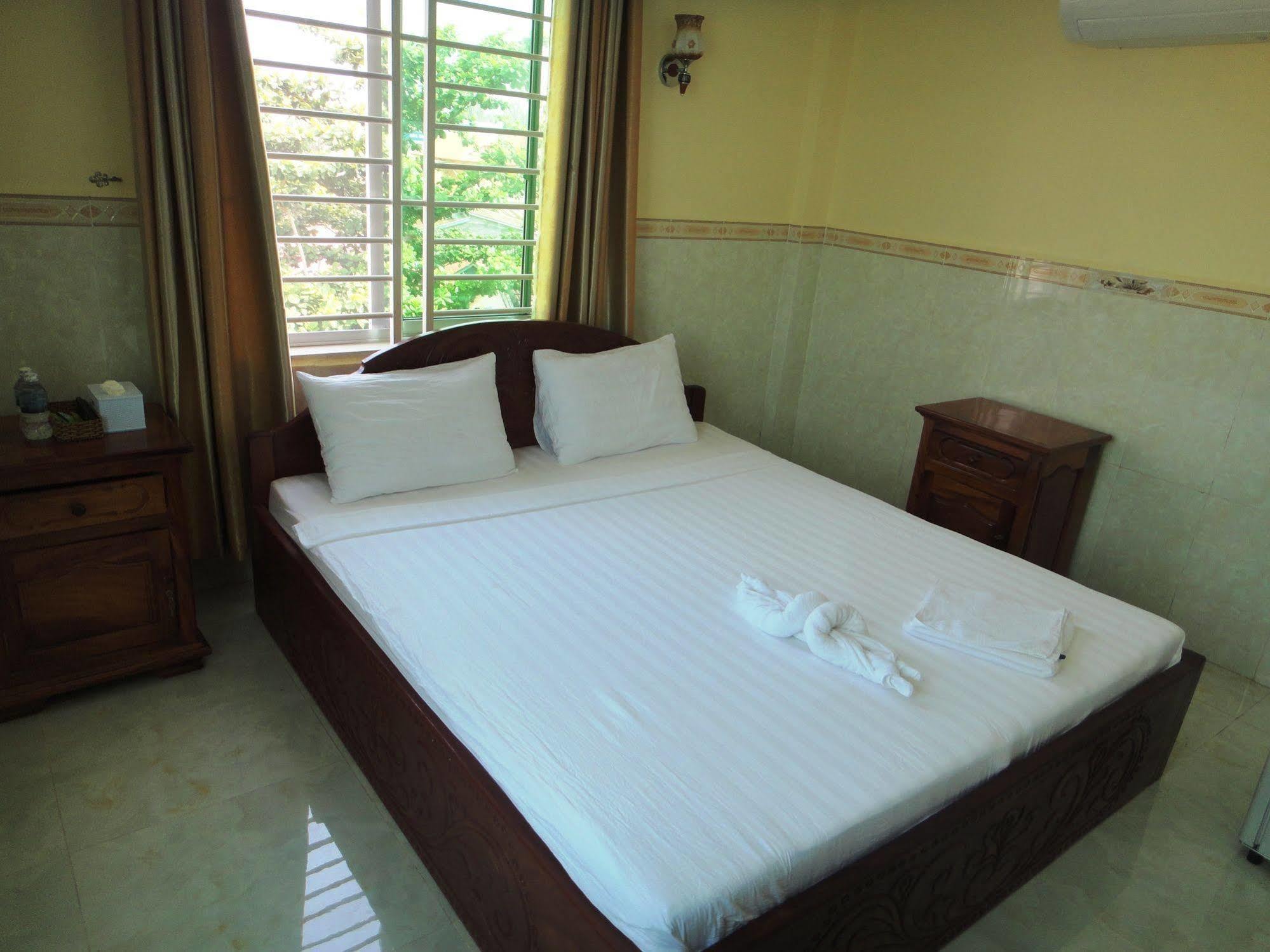 Borey Vatanac Guesthouse 贡布 外观 照片